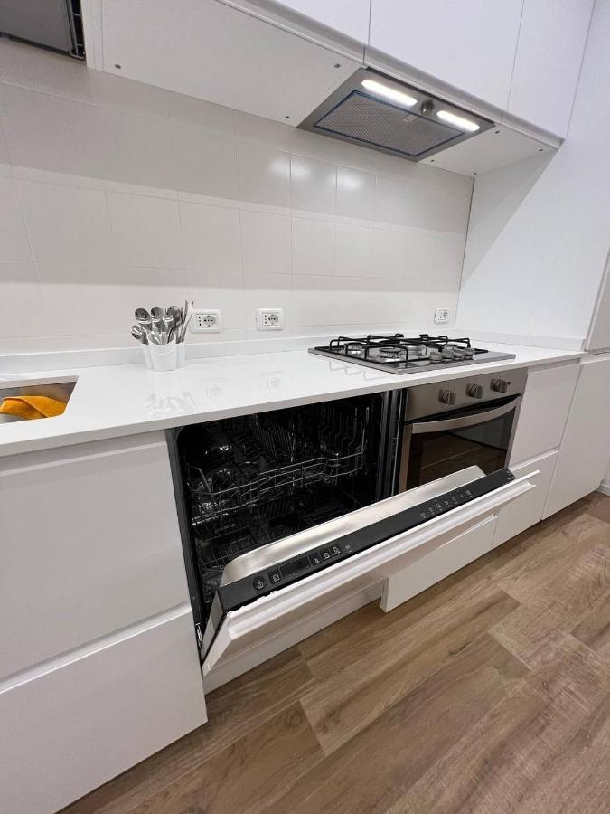 Appartement Casa Klimt Vicinissima Al Mare Parcheggio Privato Gratuito Se Disponibile à Pescara Extérieur photo
