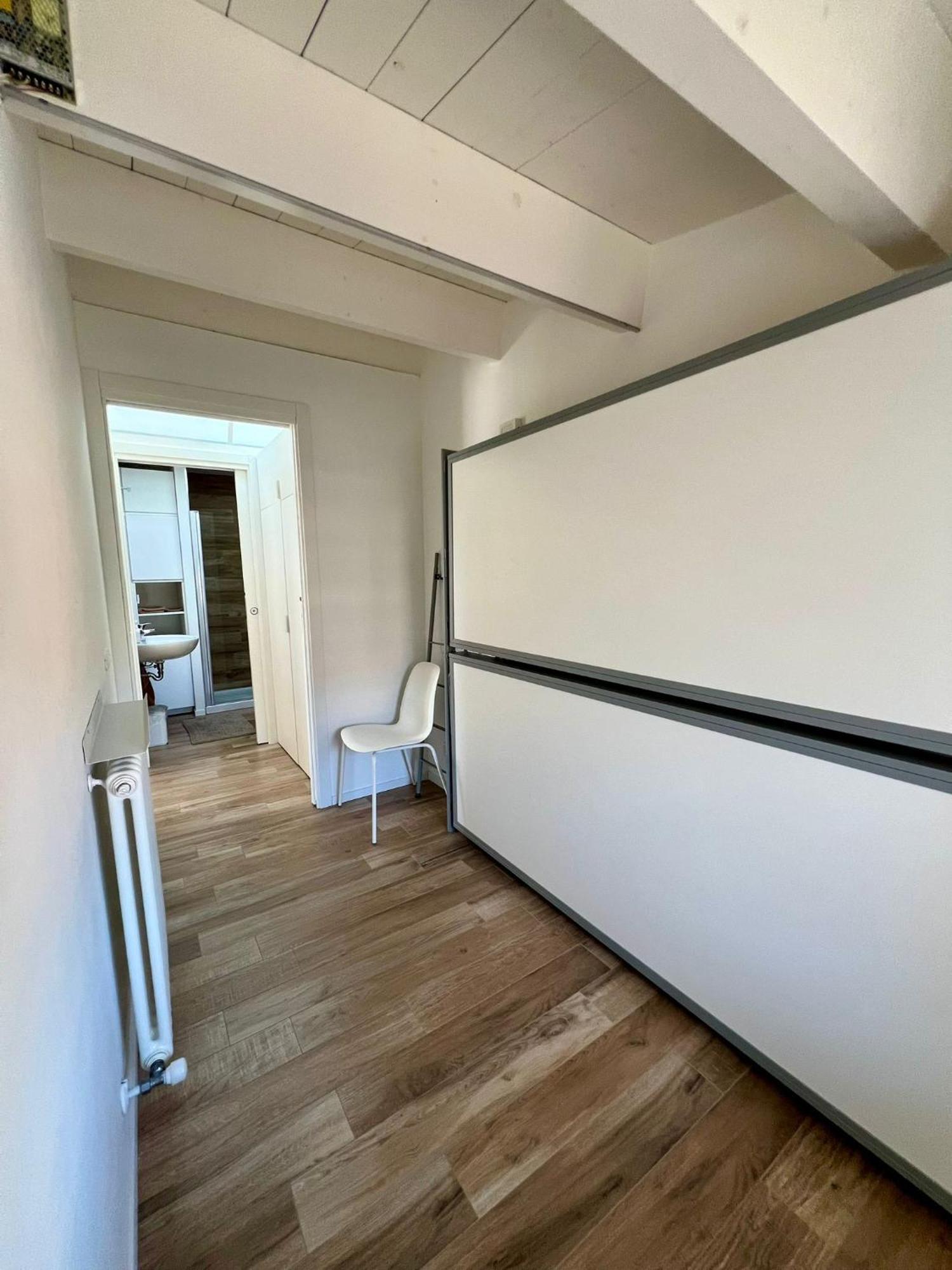 Appartement Casa Klimt Vicinissima Al Mare Parcheggio Privato Gratuito Se Disponibile à Pescara Extérieur photo